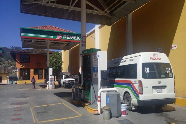 Reprueban en municipios de Puebla disminución de 3 centavos al precio de la gasolina   