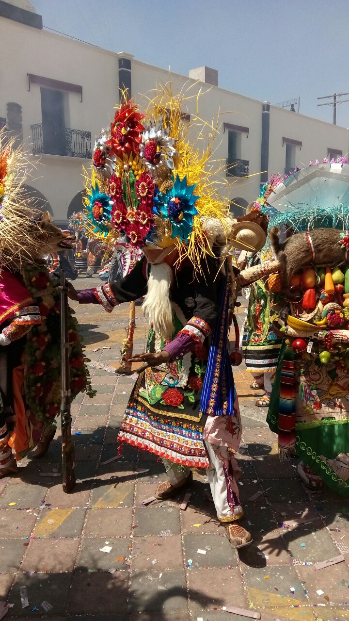 Carnaval de Huejotzingo cierra con 10 lesionados por mosquetón