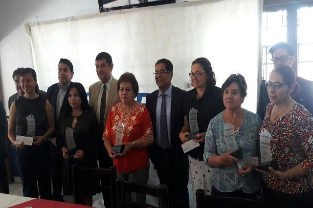 Reconocimientos de la Aspabuap a trabajadoras académicas BUAP