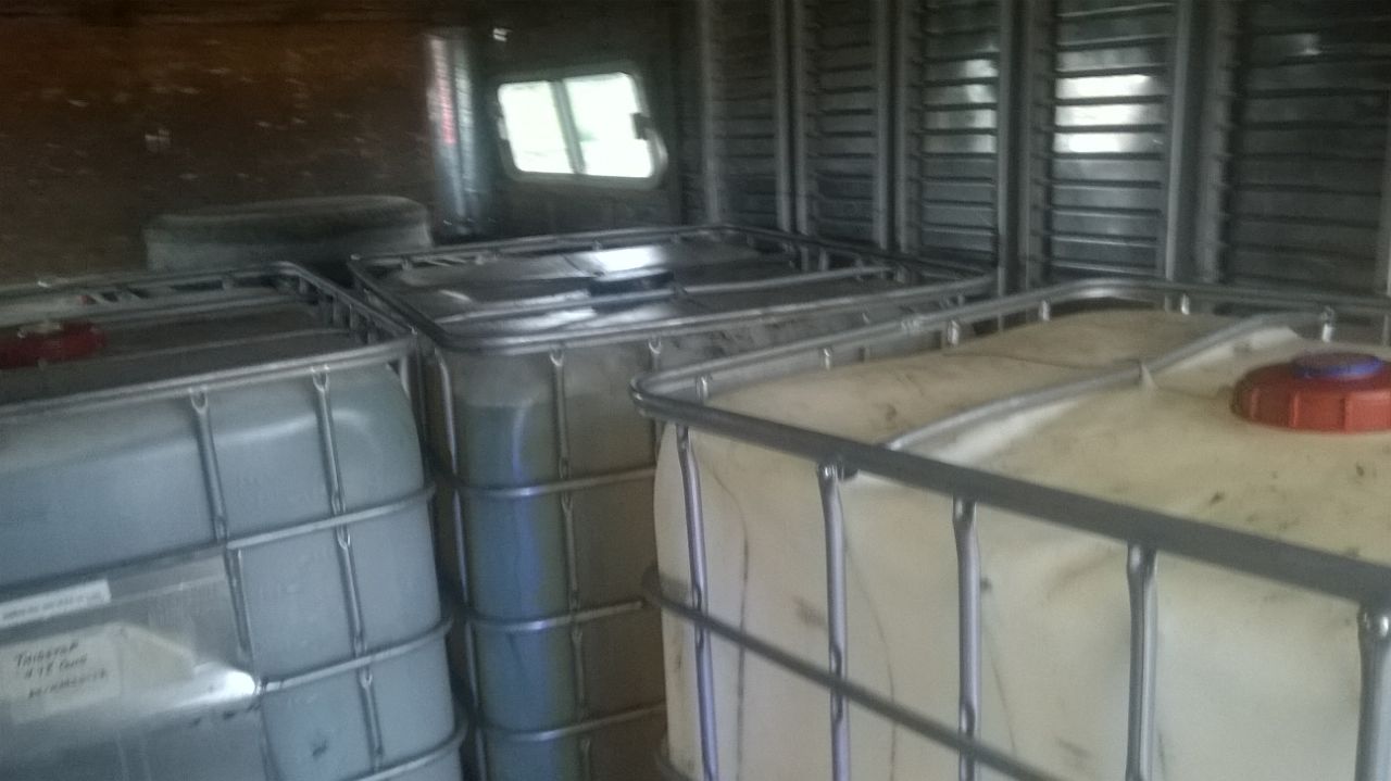 Decomisan 3 mil litros de combustible robado en Tlalancaleca