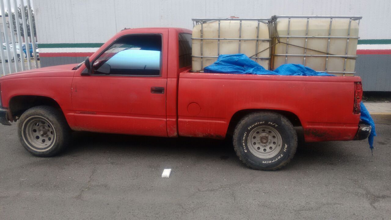 Adolescente cargaba mil 300 litros de huachicol en Tlahuapan