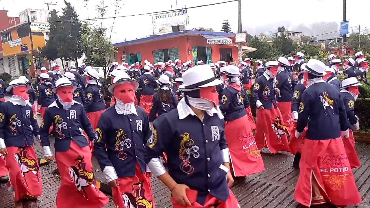 Arranca el carnaval de Huauchinango con 4 mil participantes