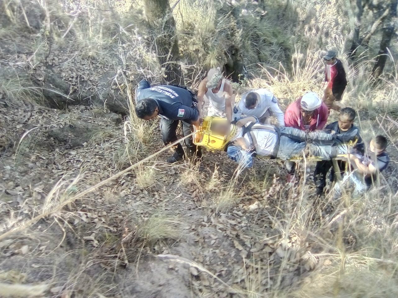 Fue al baño y se desbarrancó, en San Matías Tlalancaleca