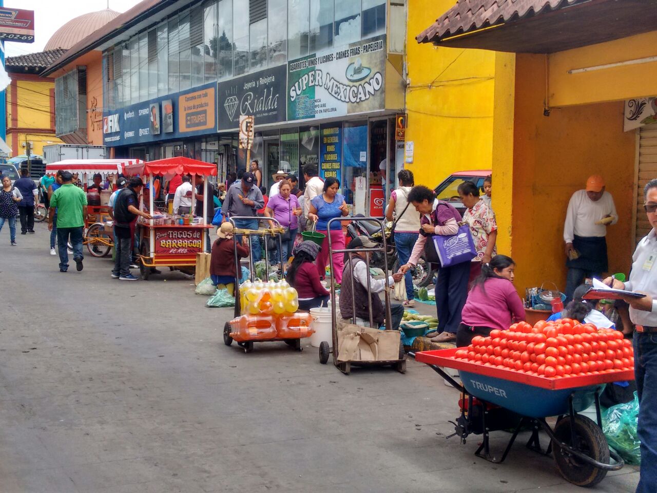 Ayuntamiento va por regulación de carretilleros en Huauchinango