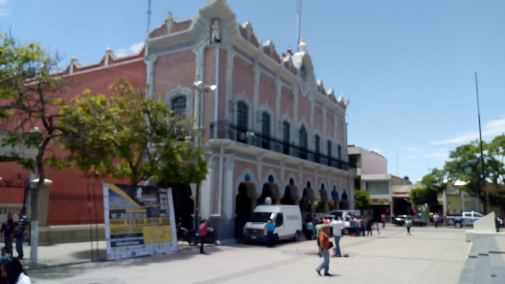 Canacintra se acerca a próximo alcalde de Tehuacán