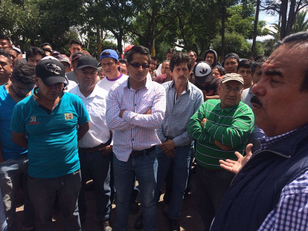 Tianguistas protestan por inseguridad en Texmelucan