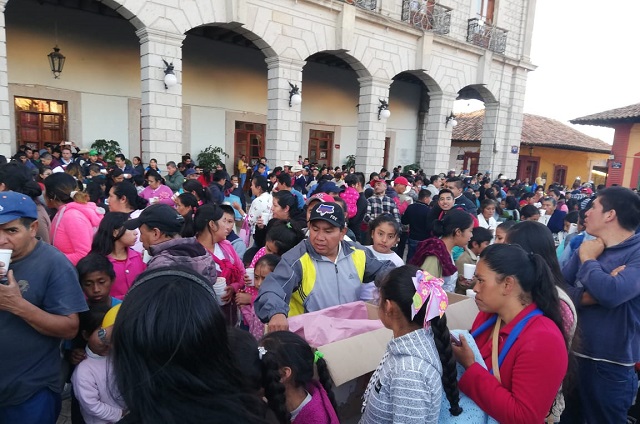 Comuna obliga a panaderos de Zacapoaxtla a elaborar rosca