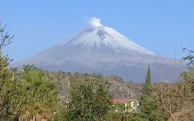 Tres rutas de evacuación del volcán, están mal en Chiautzingo
