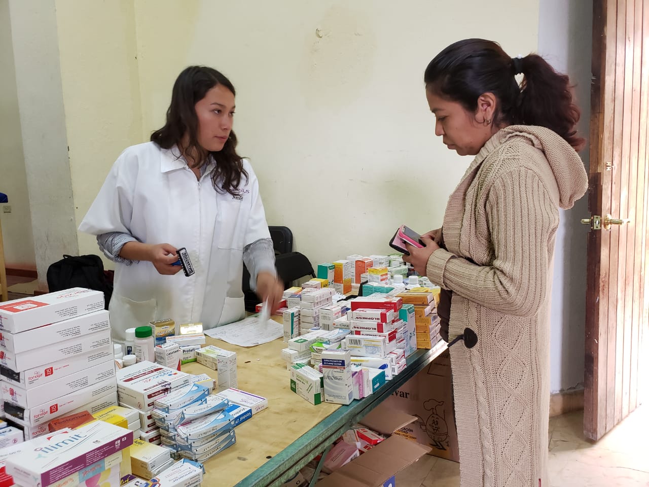 Llevan jornada de salud a Tepexi de Rodríguez