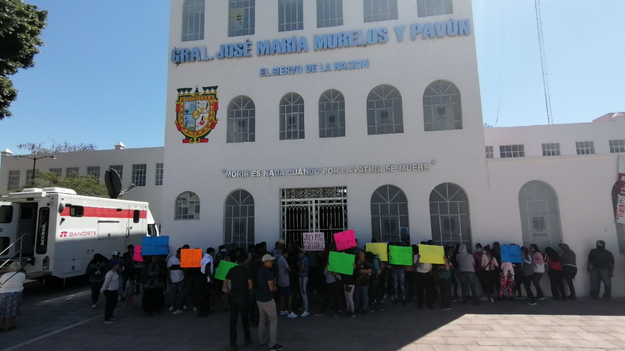 Siguen protestas contra gasolineras en Tehuacán