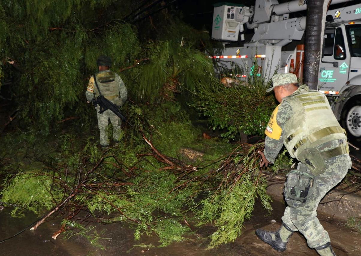 Aplican Plan DN-III en Tehuacán por daños tras lluvia y granizada