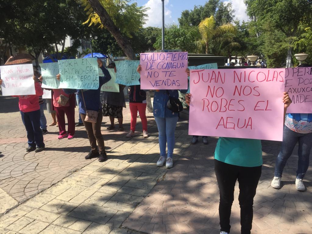 Protestan en Tehuacán por reducción de agua para beneficio de granjas