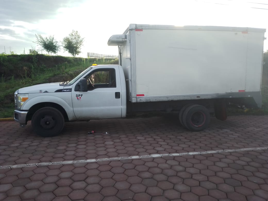 FGE y Policía Estatal recuperan camioneta robada en El Verde