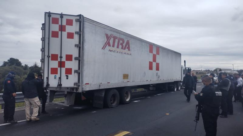 Se enfrentan ladrones y GN en la autopista México-Puebla
