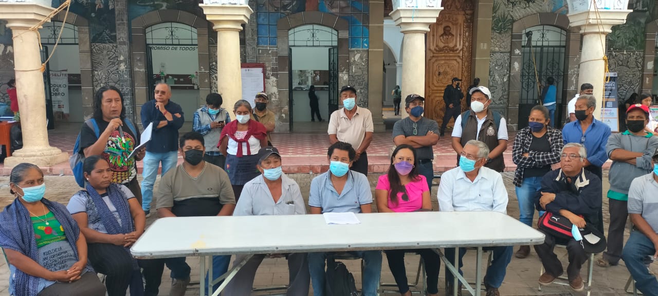 Pobladores denuncian presiones para reabrir relleno sanitario de Tehuacán