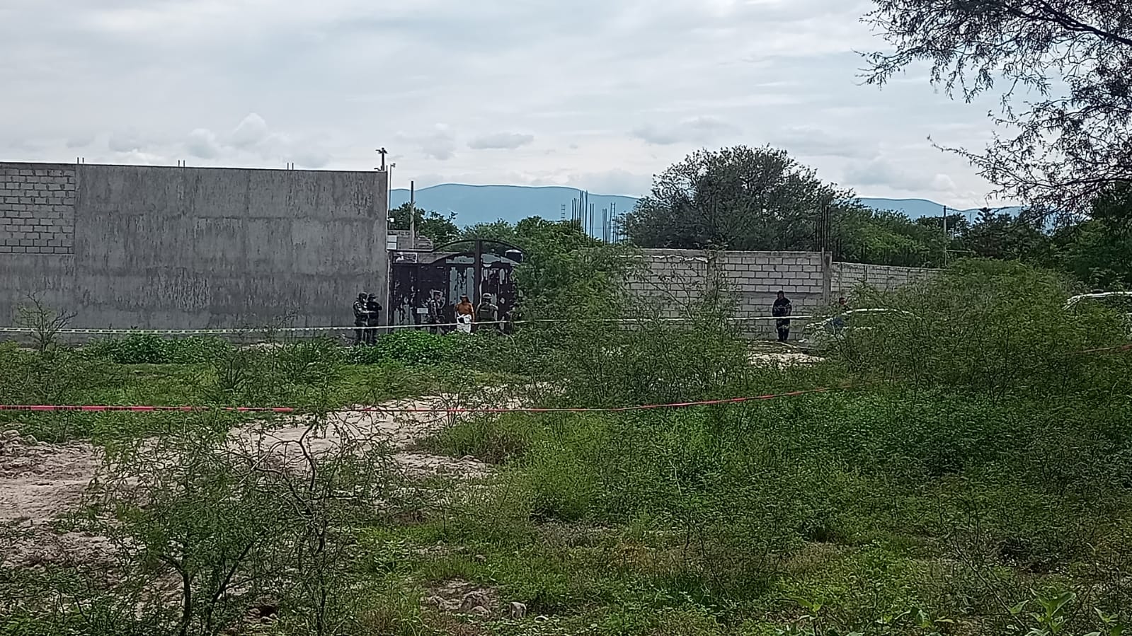 Encuentran 4 cadáveres en bodega clandestina en Tehuacán