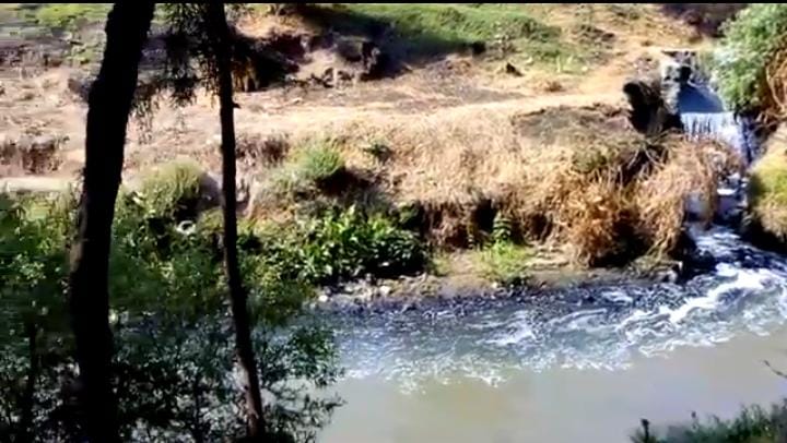 En Tepetitla, descartan clausura de empresas por contaminación al Atoyac