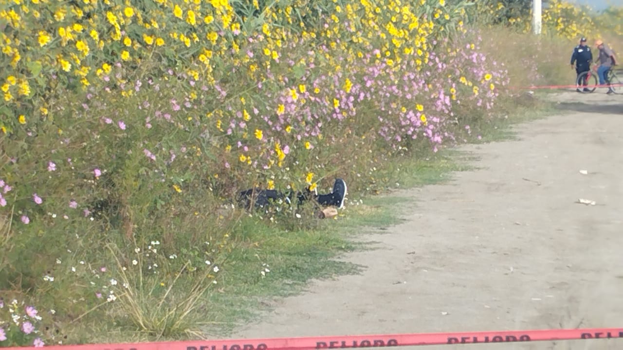 Avientan a un joven sin vida en camino de Atlahapa en Tlaxcala