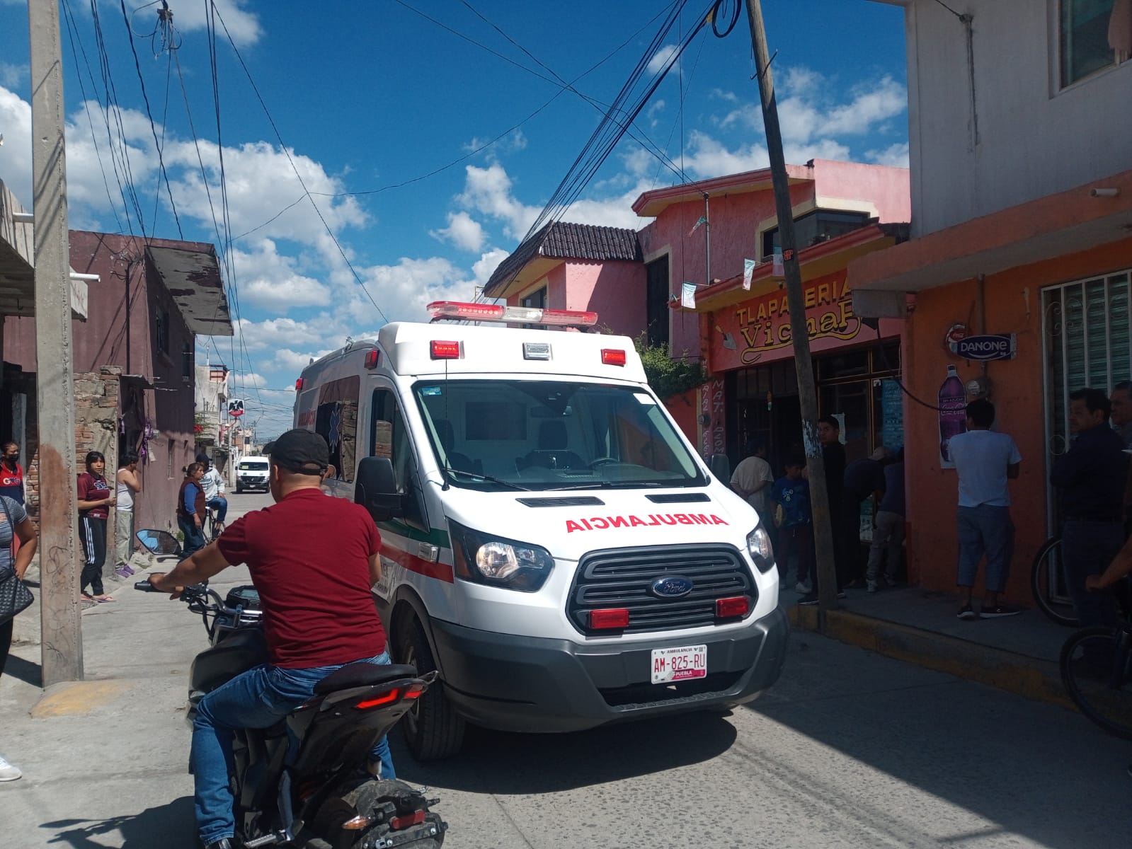 Durante intento de asalto balean y matan al dueño de tlapalería en Texmelucan