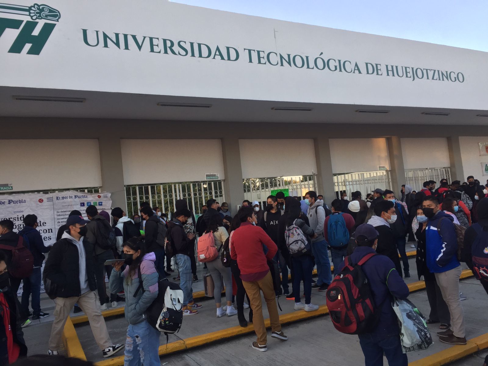 Directores y docentes piden renuncia del rector de la Universidad Tecnológica de Huejotzingo