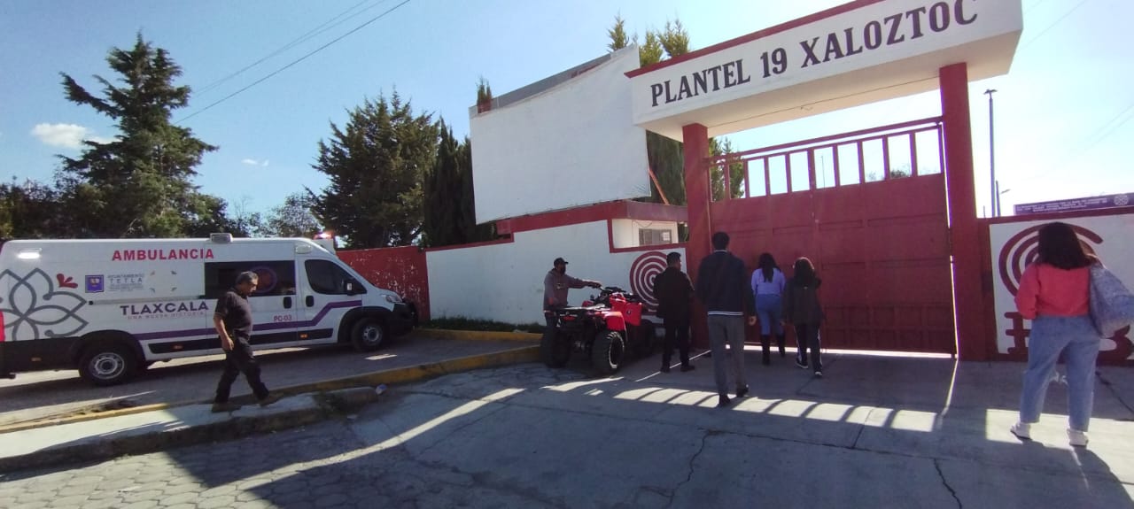Alumnos del COBAT de Xaloztoc en Tlaxcala se intoxican