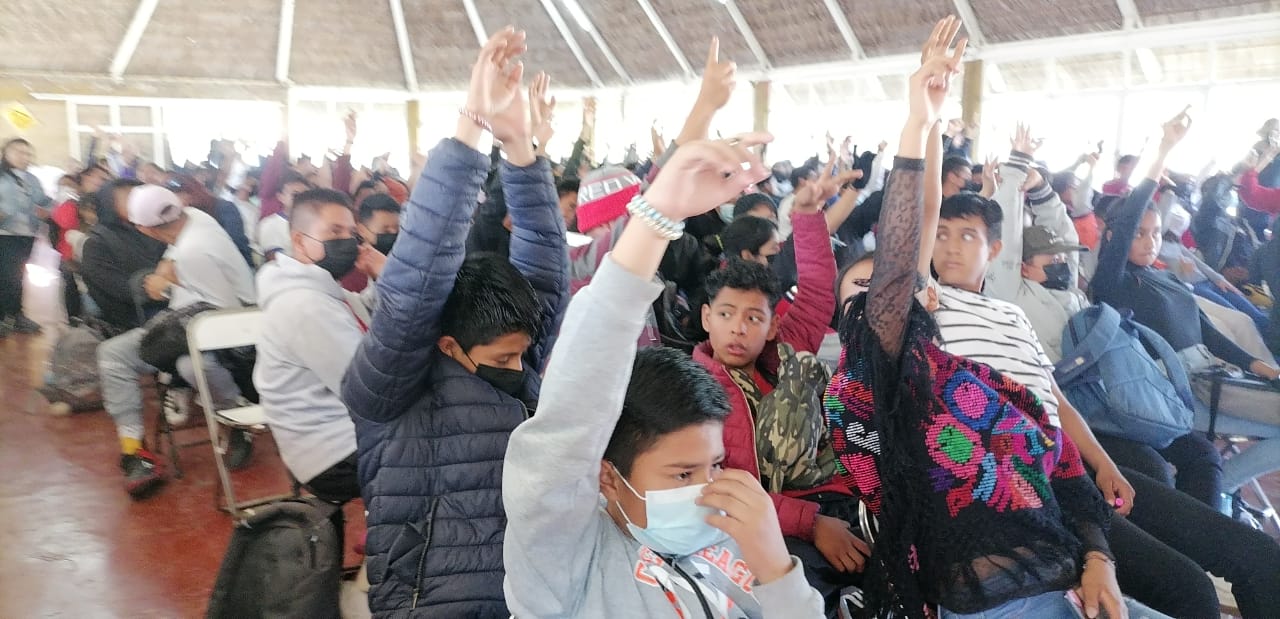 Estudiantes de Ajalpan, Tehuacán y la Mixteca conforman comité seccional de FNERRR