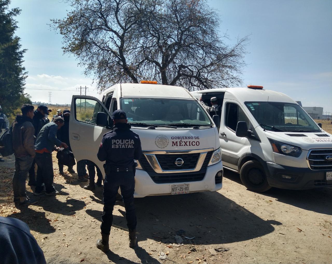 Aseguran a 23 migrantes que viajaban a bordo del ferrocarril en Tlaxcala