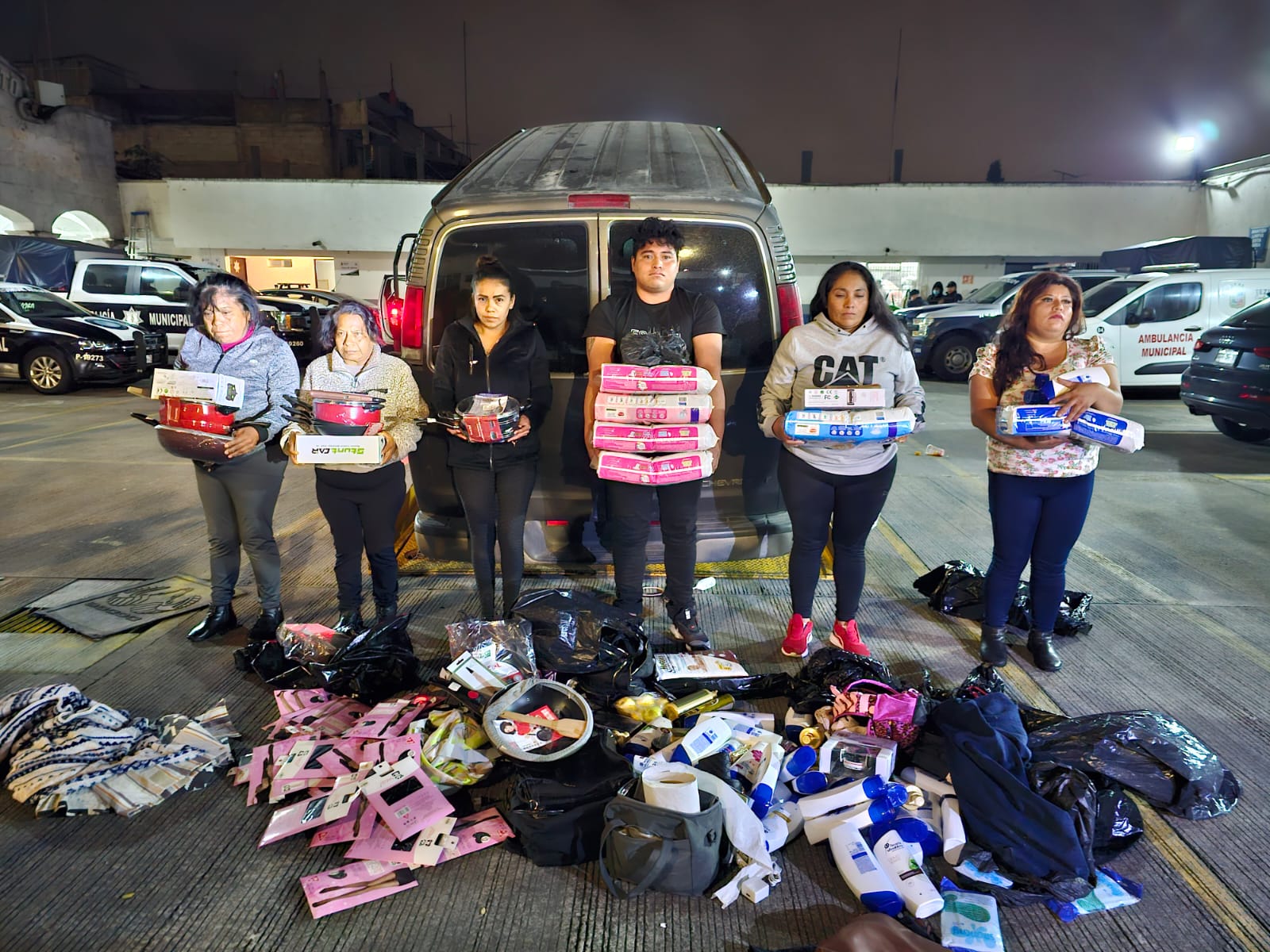 Cae Banda Dedicada A Robar Tiendas De Conveniencia En Teziutlán 8654