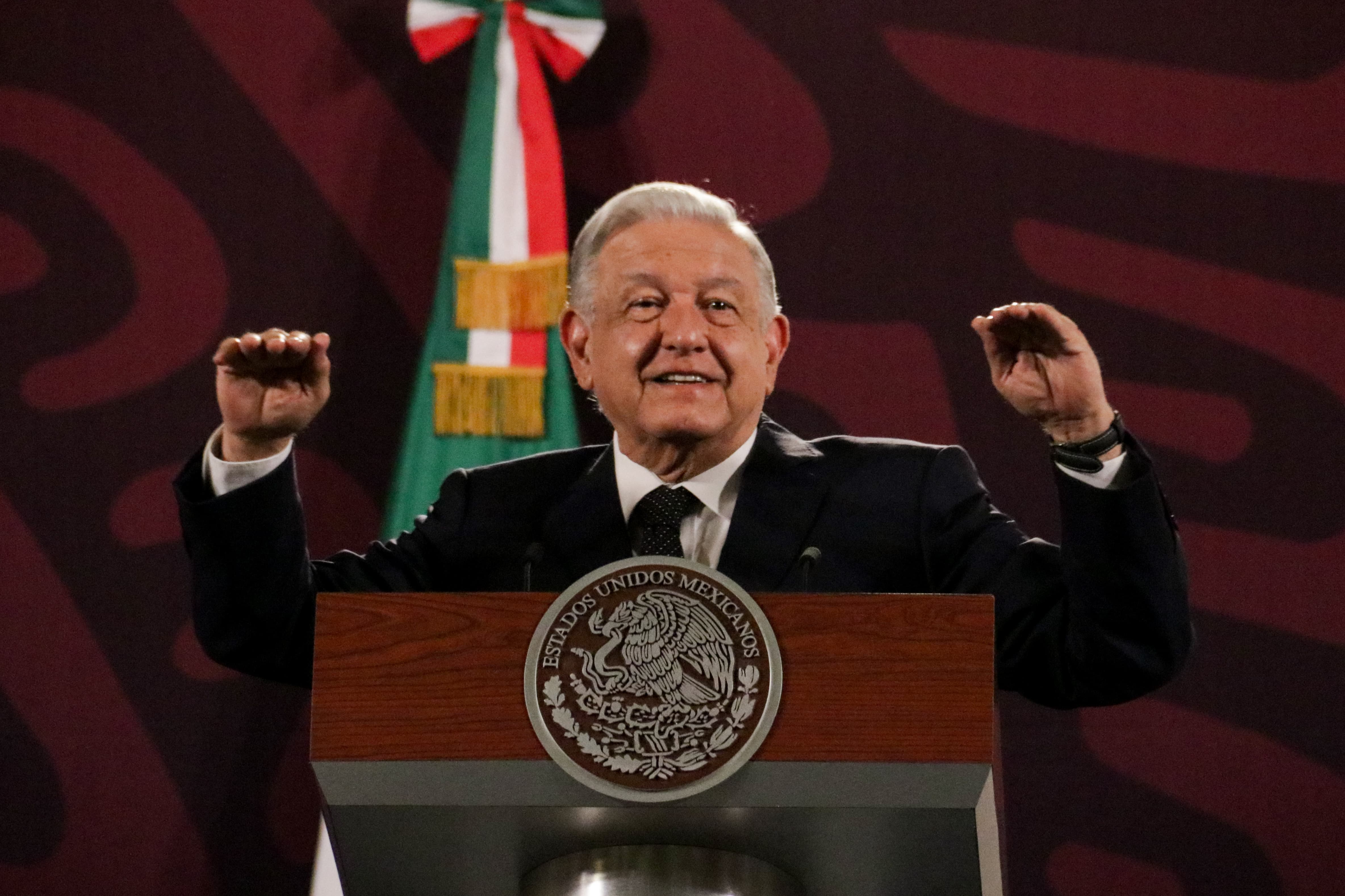 Afirma AMLO que en otros procesos electorales hubo más asesinatos