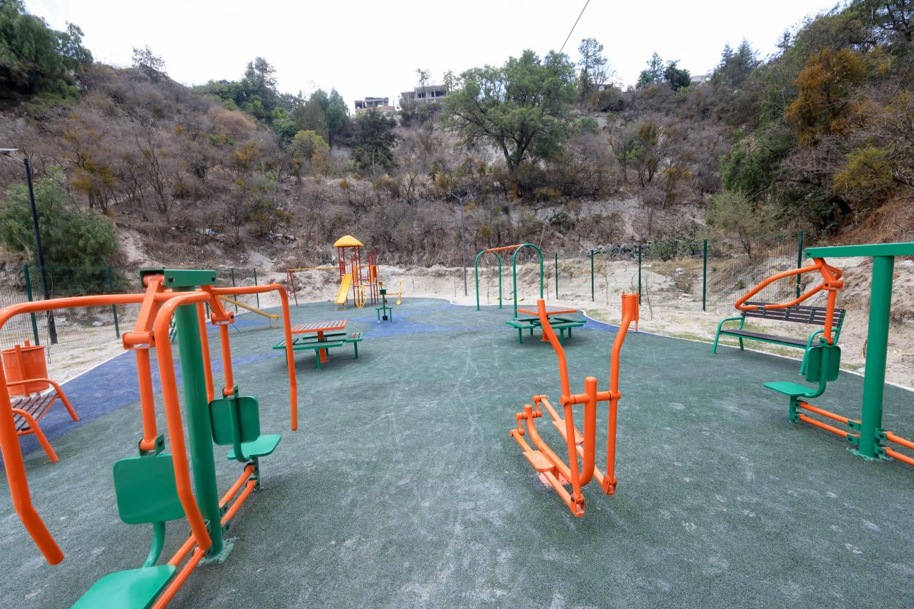 Gobierno municipal emite licitación para reparar juegos infantiles y ejercitadores