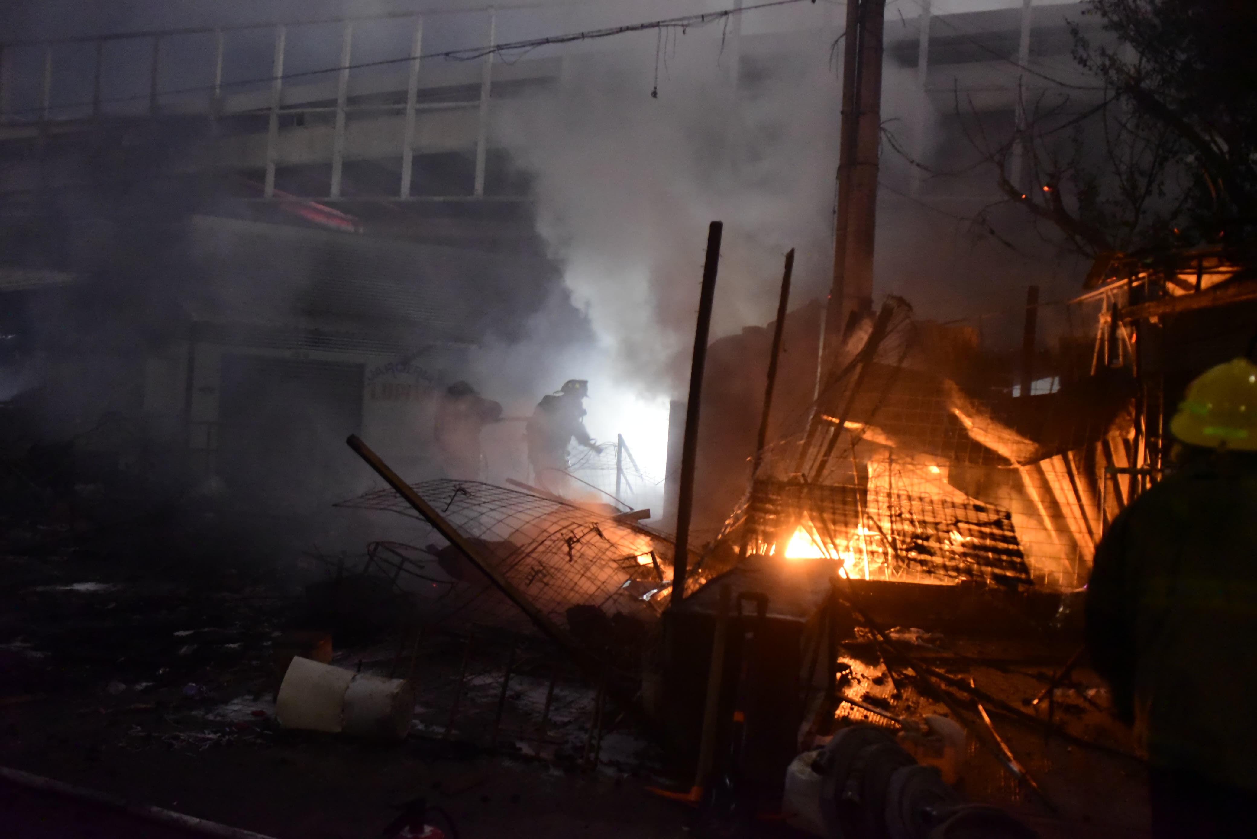 Se registra incendio en el mercado central de Acapulco