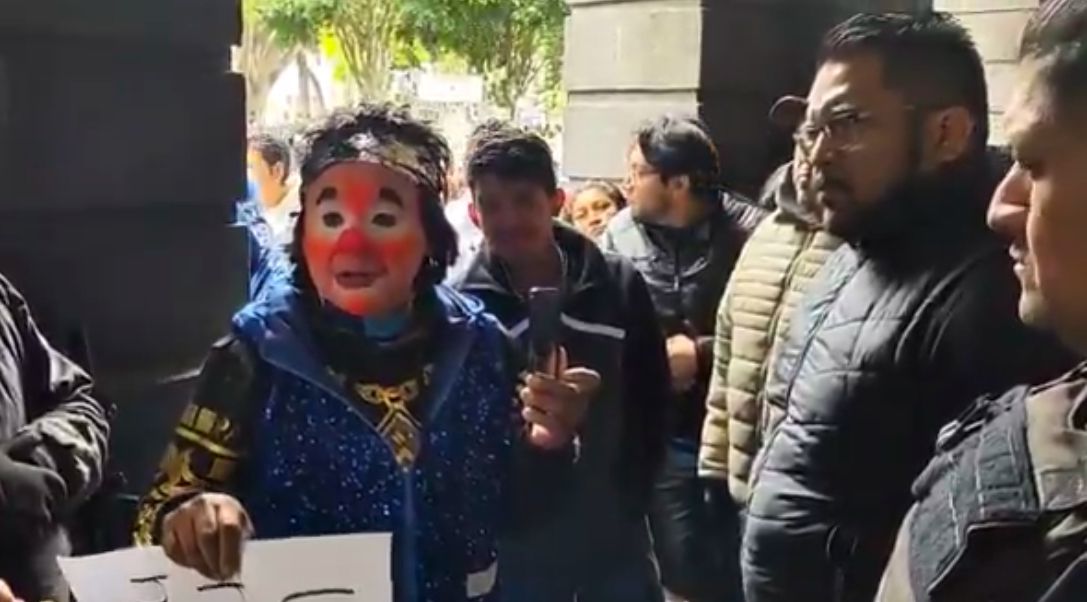 Payasos anuncian marcha en Puebla para exigir espacios de trabajo