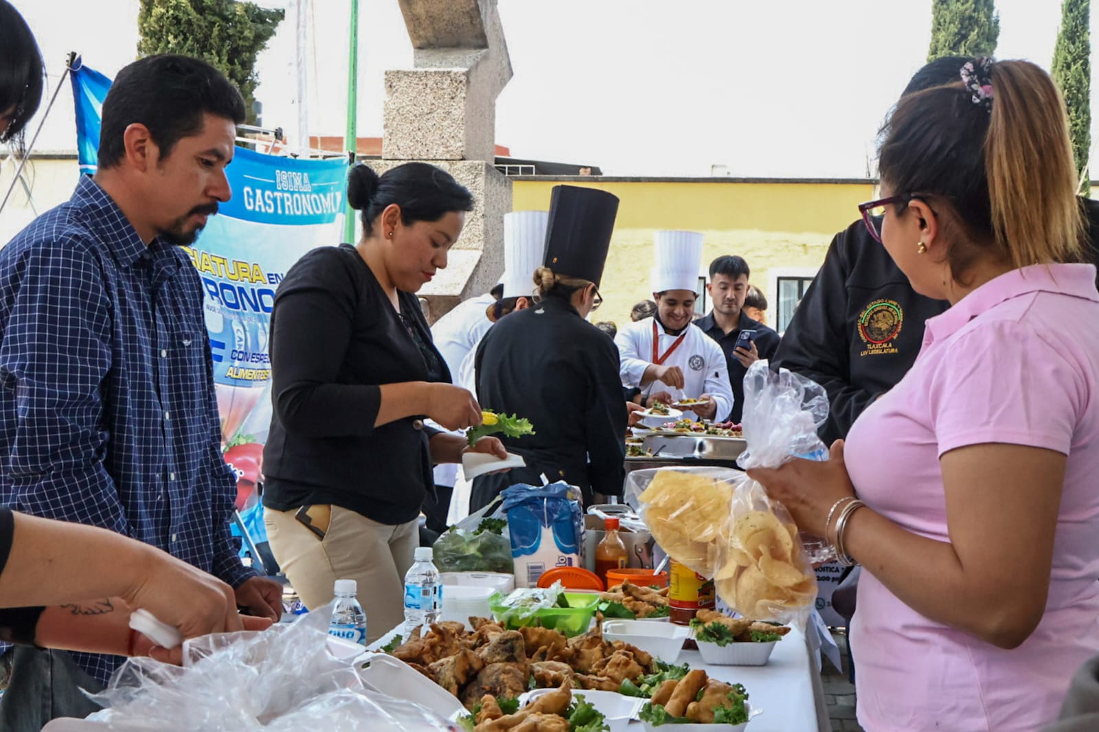 Pato, tilapia y conejo, ingredientes estrella en la \