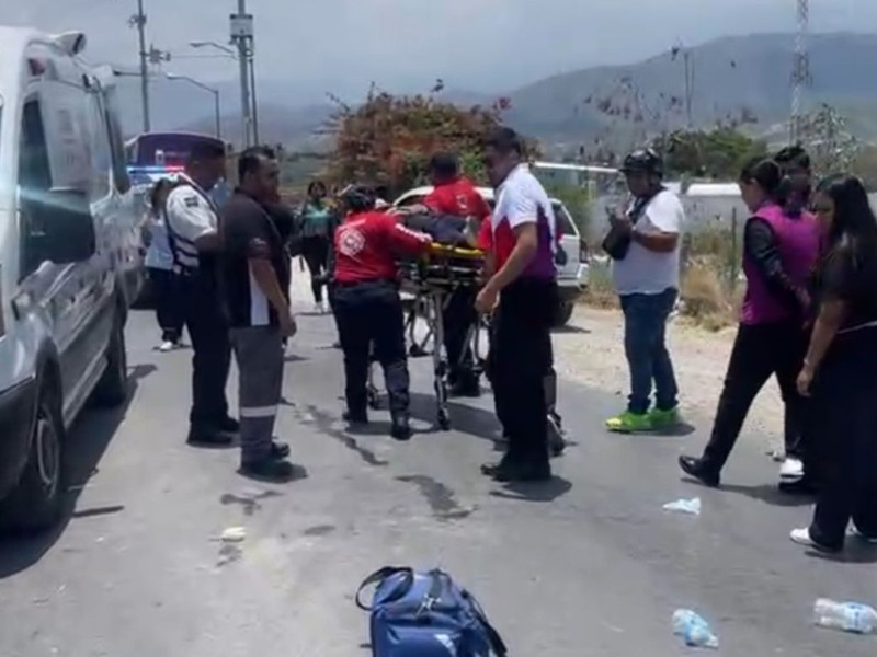 Grave, joven universitaria al ser arrollada en el Libramiento-San Marcos en Tehuacán 