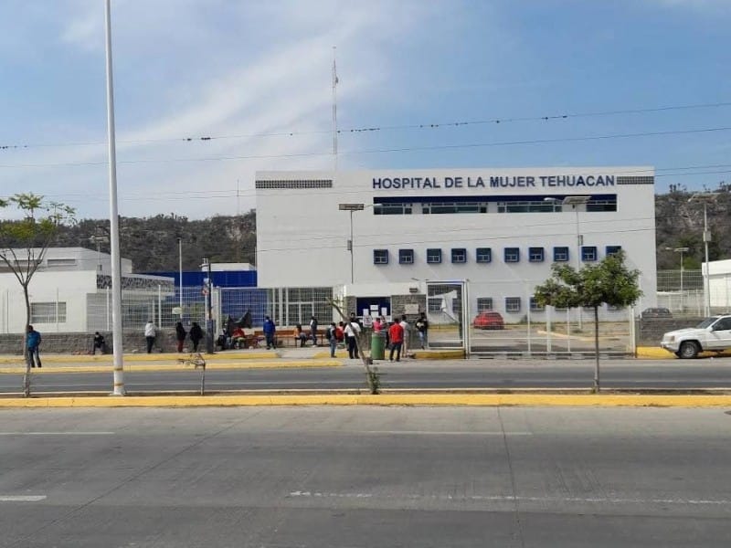 Recién nacido pierde la vida tras no ser atendido en Hospital de la Mujer de Tehuacán