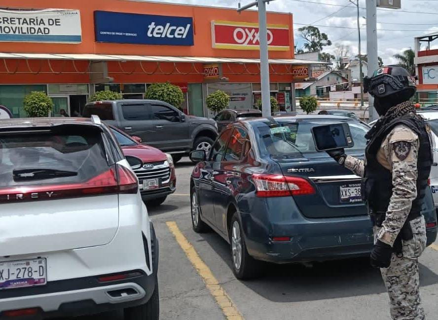 Implementan en Chiautempan operativo para detectar vehículos robados