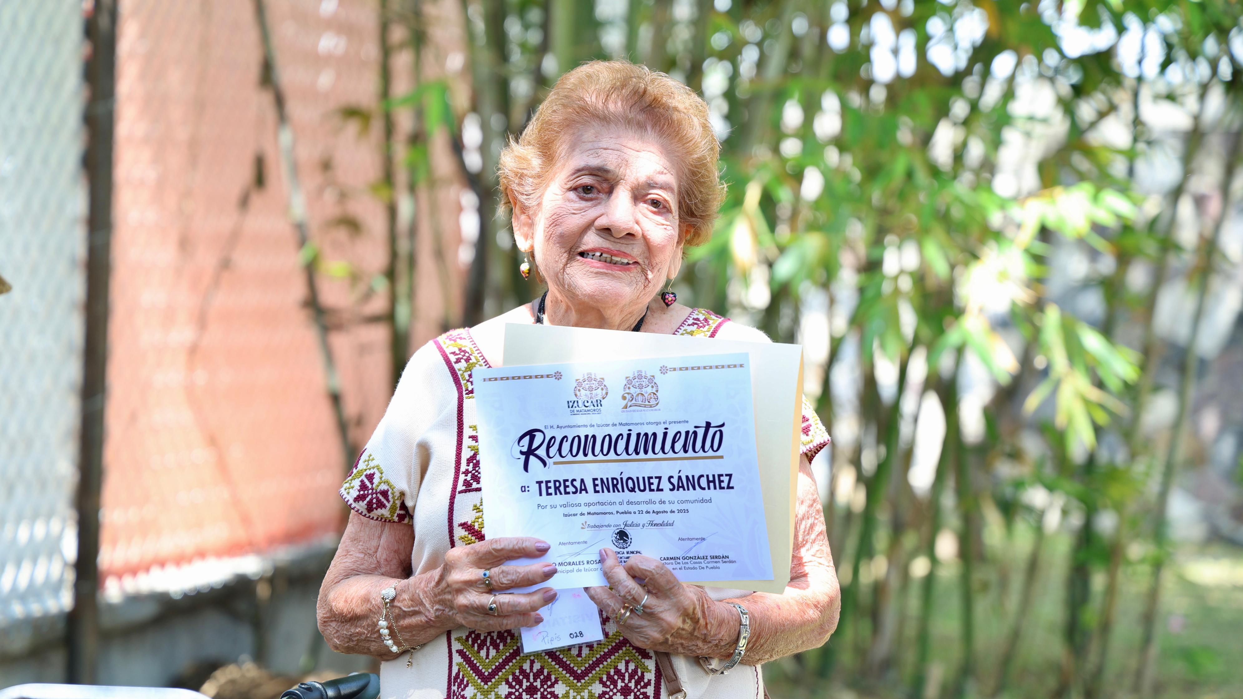 SEDIF celebra homenaje a mujer de la época revolucionaria