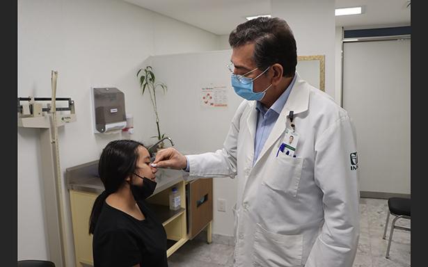 Con cirugía plástica IMSS regresa a su vida normal a niña con tumor en la nariz  