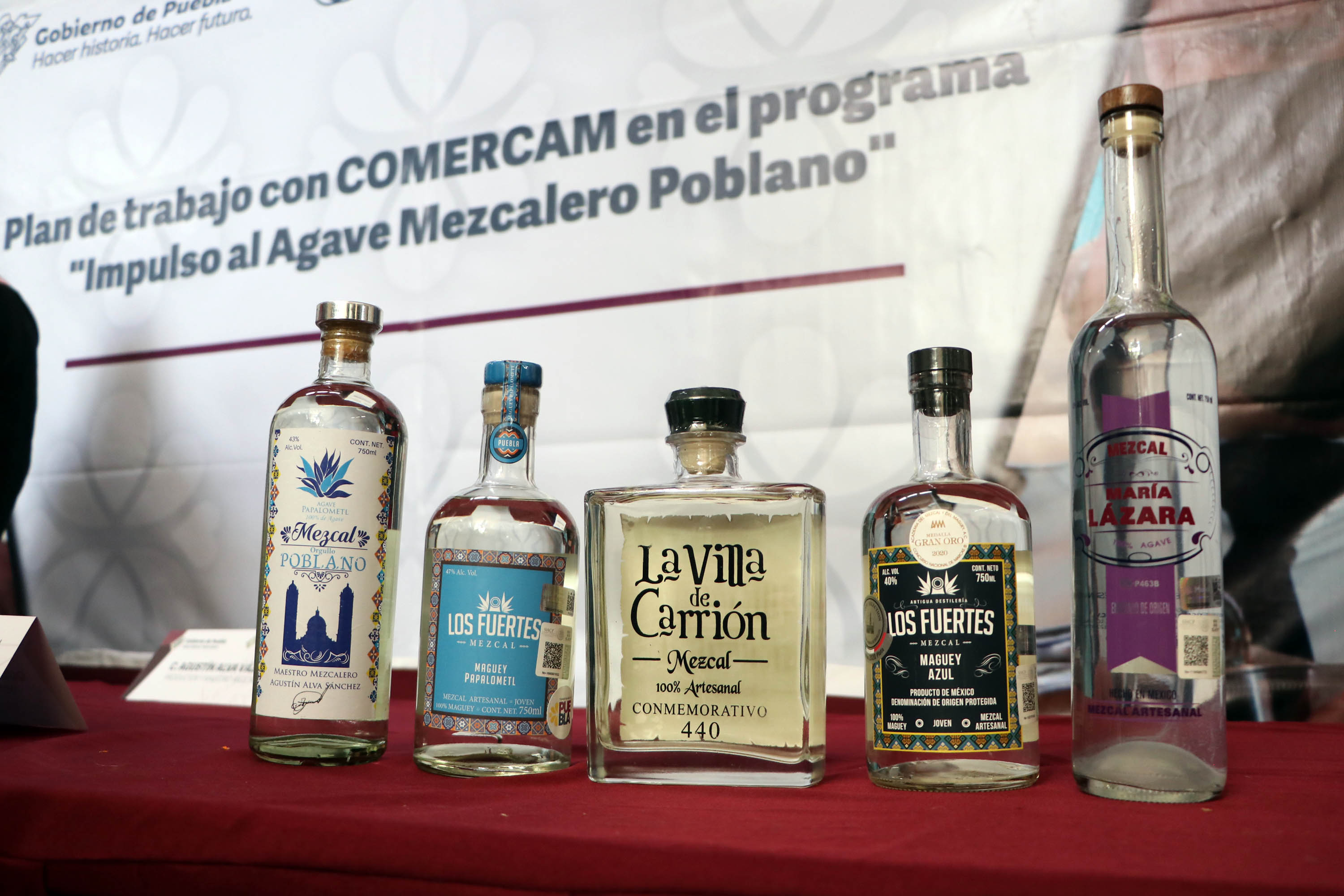 Impulsará SDR certificación de marcas de mezcal poblano