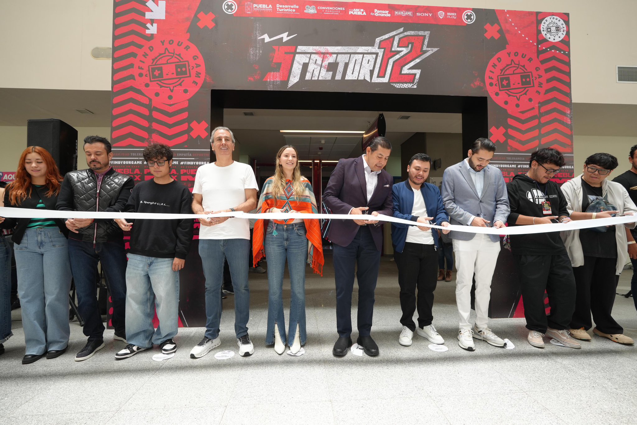 Armenta inaugura torneo de videojuegos SFactor 12 con 2 mil participantes 