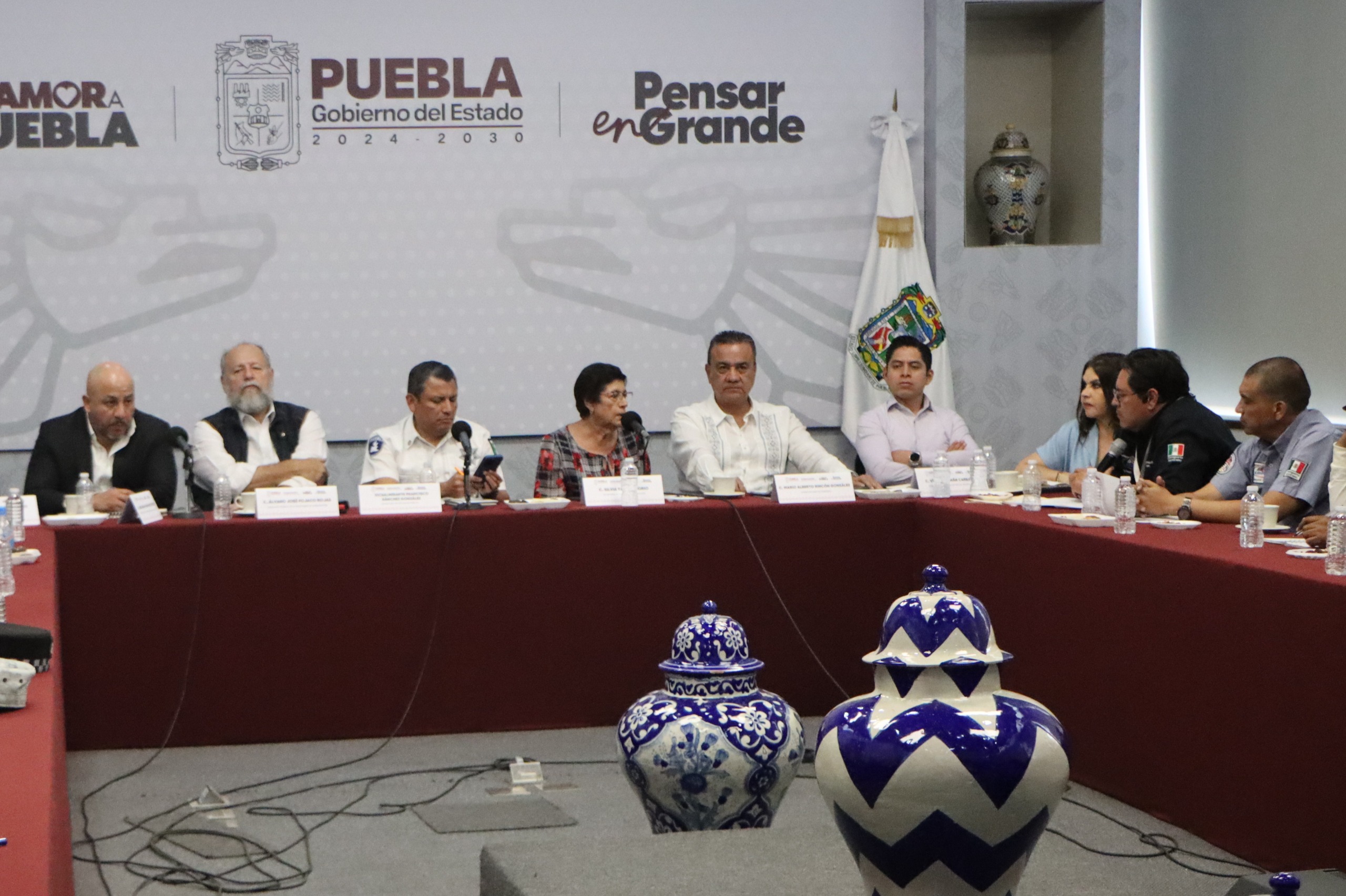 Transportistas de Amotac acuerdan con Segob liberar carreteras poblanas 