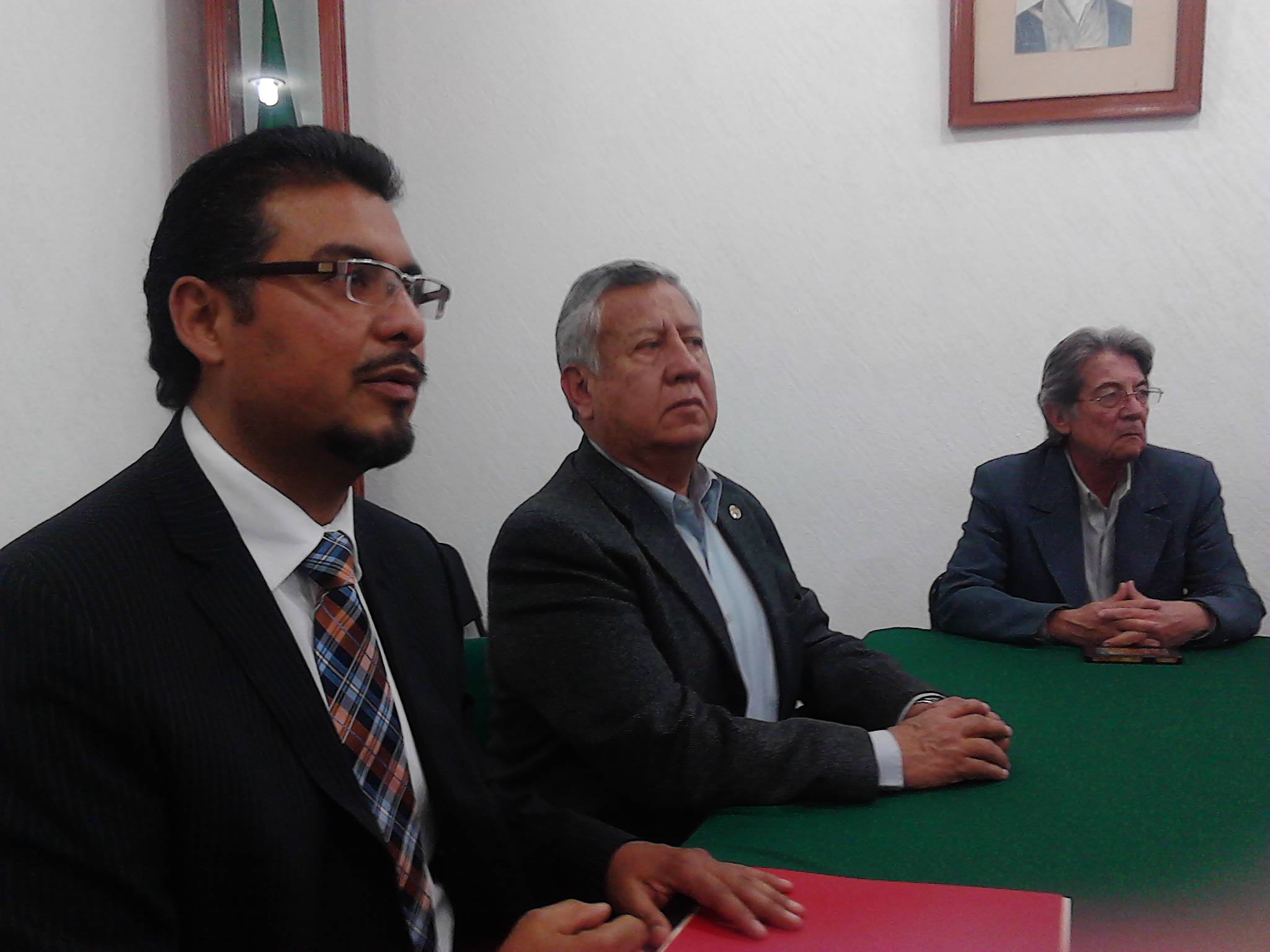 Oficializan nombramiento de Óscar Ayón para combatir ambulantes