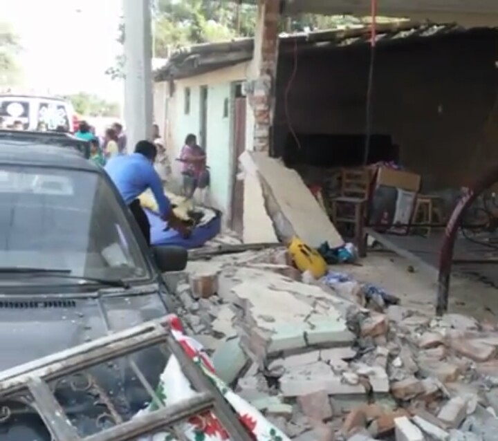 Fuga de gas ocasiona explosión en casa de Tehuacán