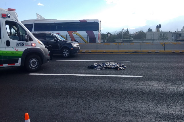 Muere atropellado en medio de la autopista México-Puebla