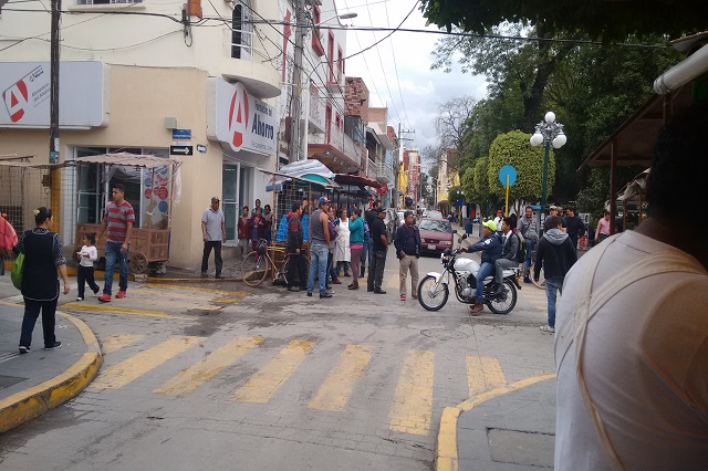Ambulantes anuncian nuevos cierres viales en Texmelucan