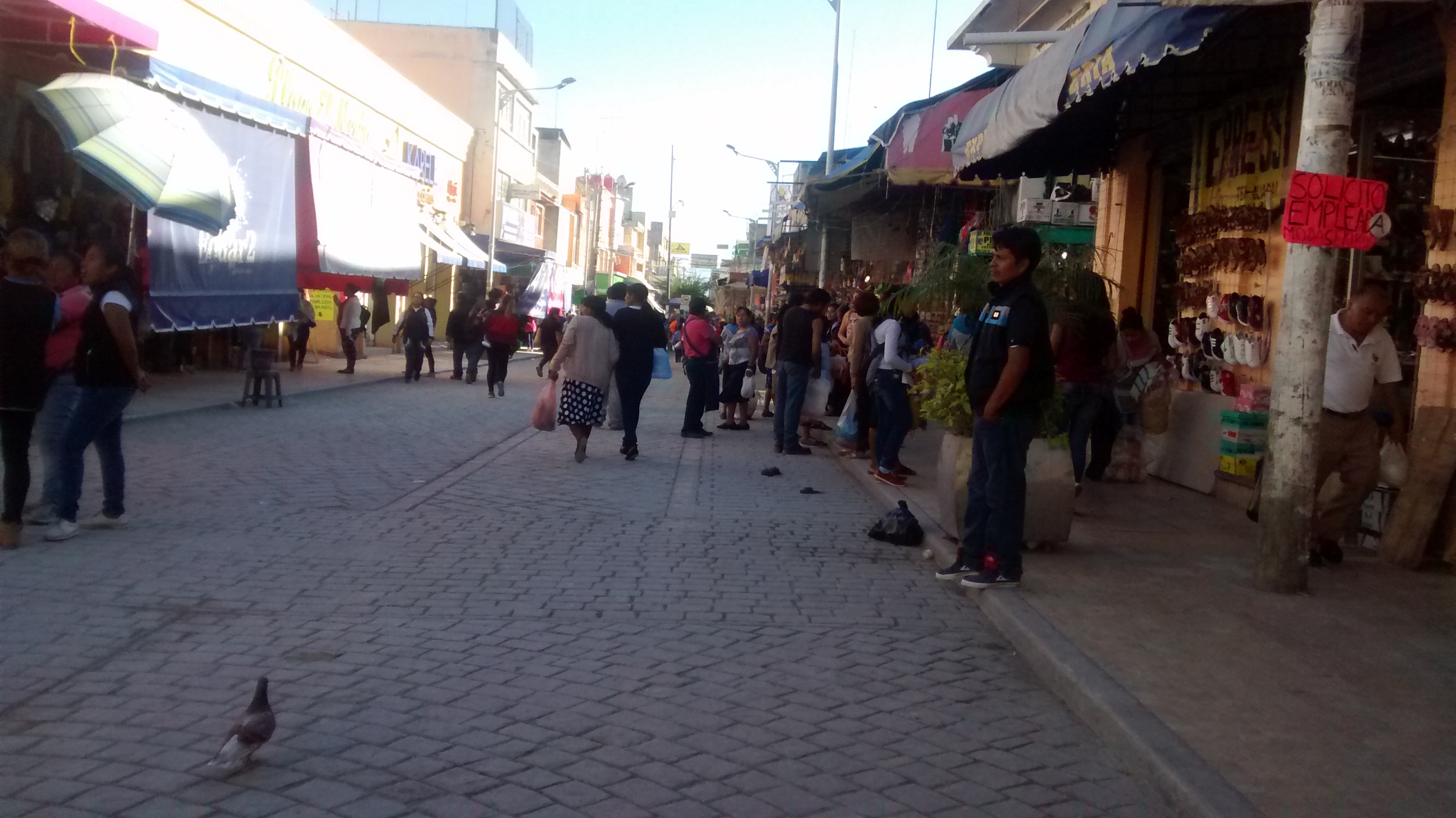 Acusan a policías de Tehuacán por torturar a comerciantes detenidos