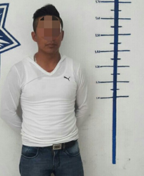 Atrapan y golpean a presuntos ladrones en Tianguismanalco