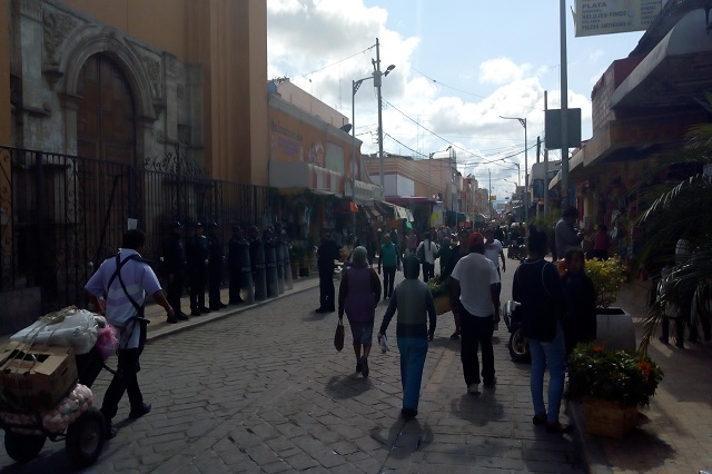 Violento desalojo de ambulantes en centro de Tehuacán