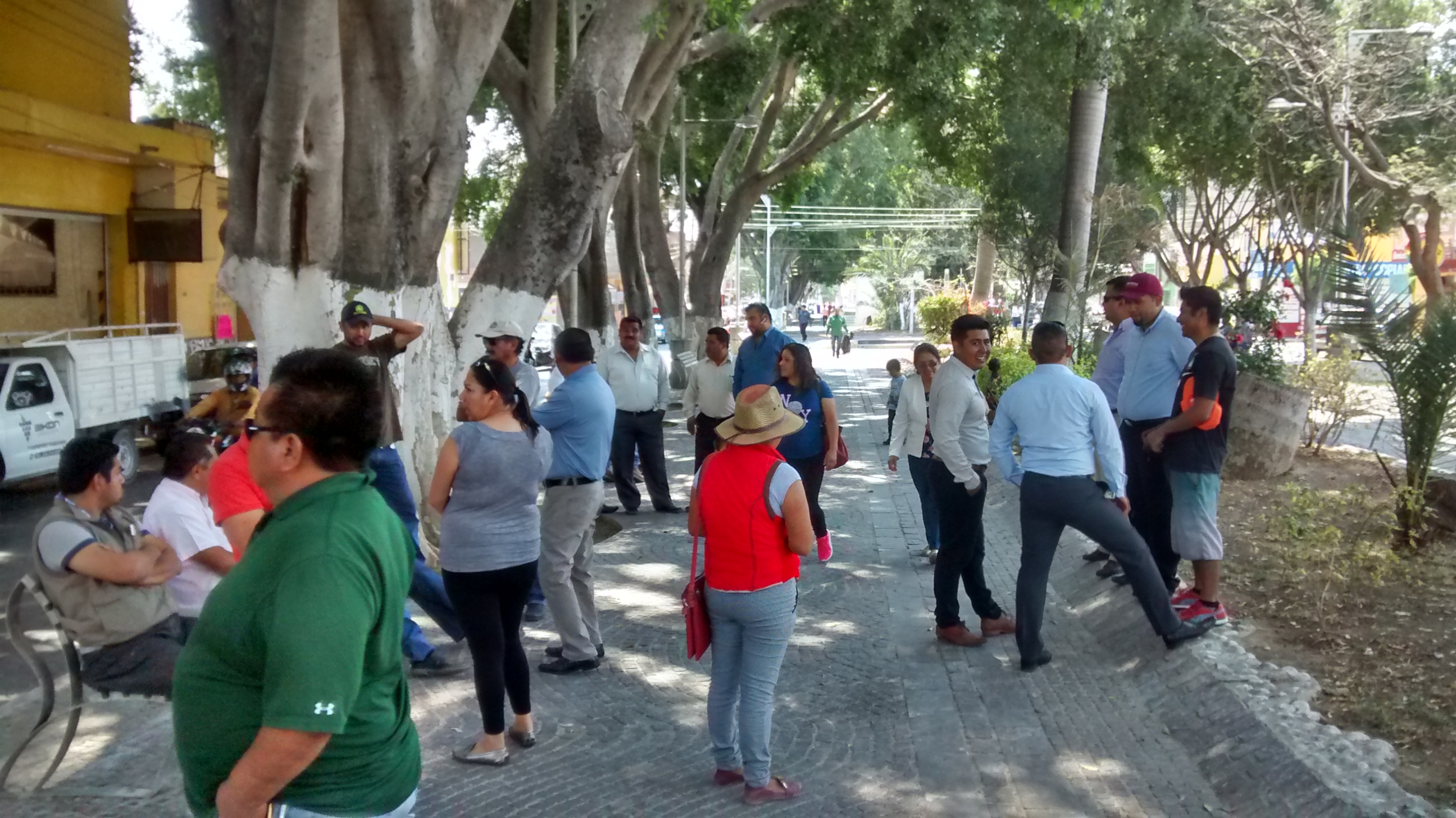 Protestan contra Barbosa por imposición de candidaturas