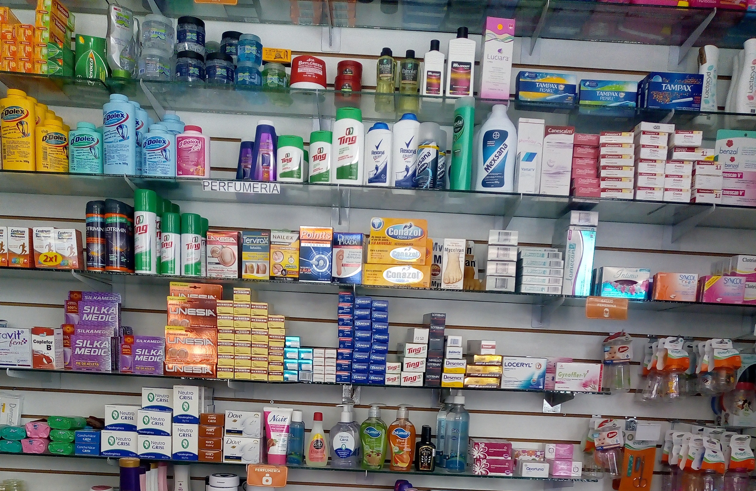 Detectan medicamentos clonados en tiendas de Tehuacán